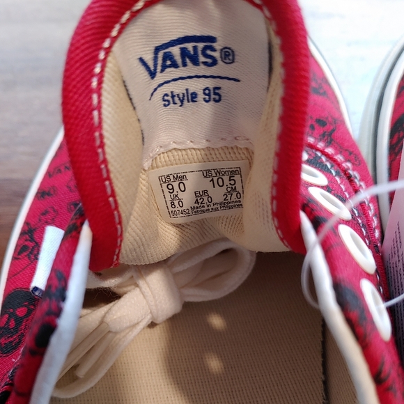 Vans ERA 95 DX Skulls Men's Size 9 - Picture 5 of 6